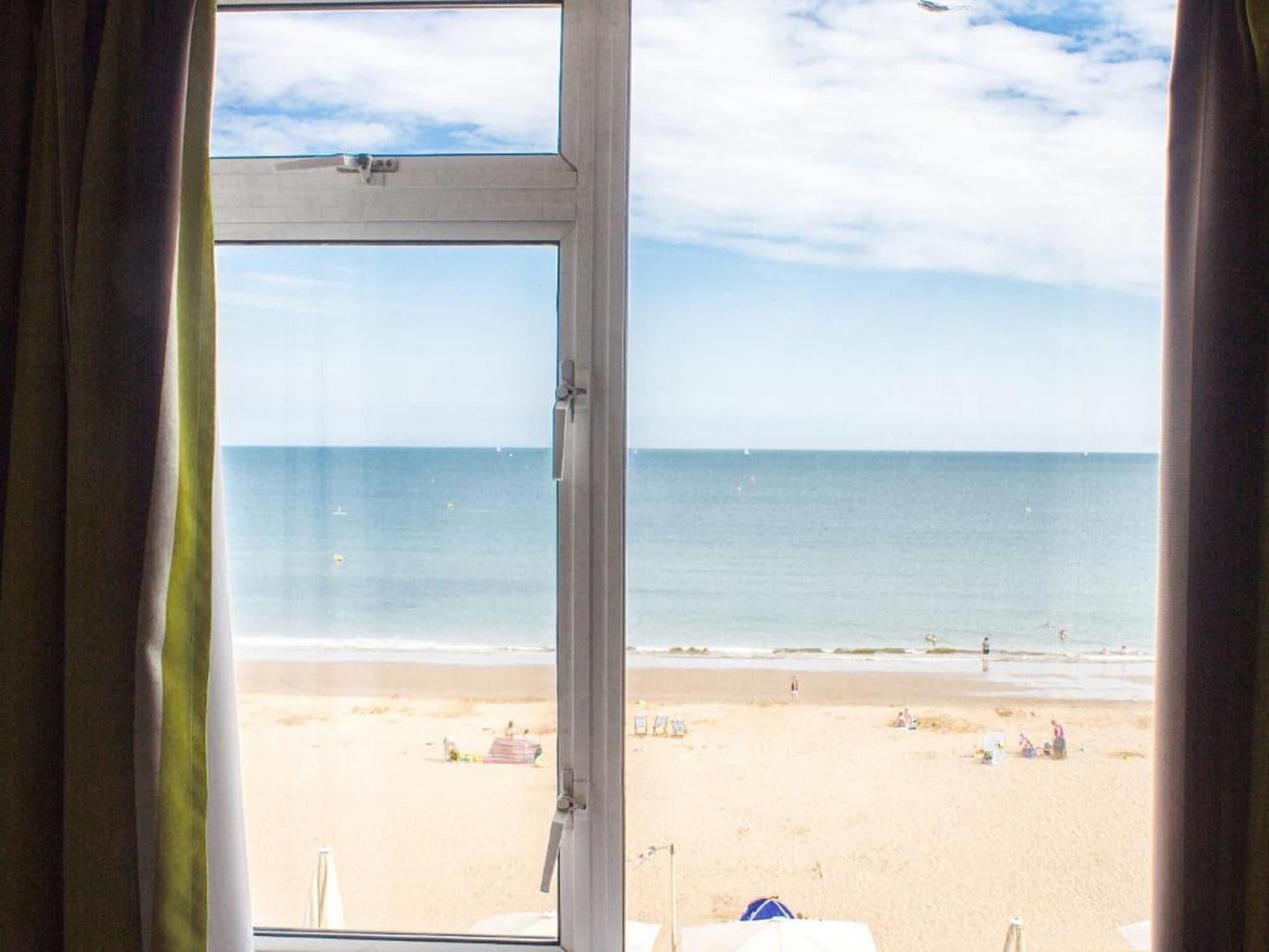 Sandbanks Hotel Пул Экстерьер фото