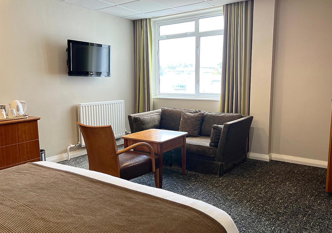 Sandbanks Hotel Пул Экстерьер фото
