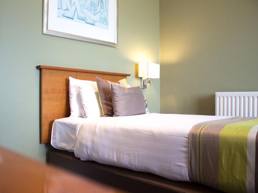 Sandbanks Hotel Пул Экстерьер фото
