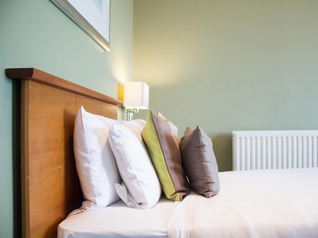 Sandbanks Hotel Пул Экстерьер фото