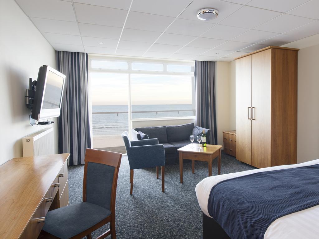 Sandbanks Hotel Пул Экстерьер фото